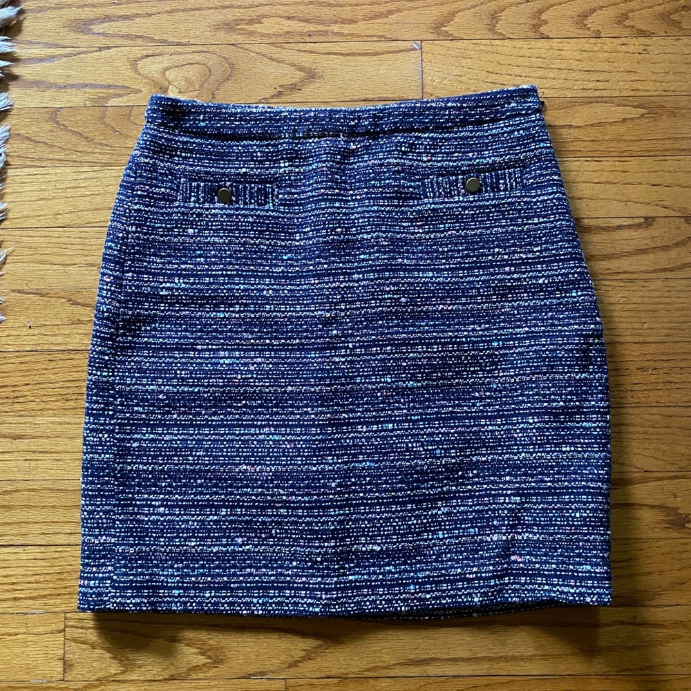 Loft pencil skirt